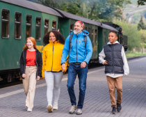 Radebeul mit der Lößnitzgrundbahn entdecken