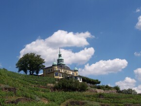 Cette randonnée commence à l'arrêt de la ligne de tramway 4 \