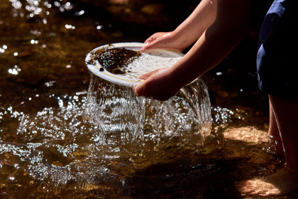 Goldschürfen im Lößnitz River