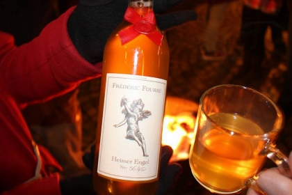 Weinbau Fourré Frédéric Fourré ist der einzige französische Winzer mit einem eigenen Weinberg in Sachsen. 1998 kam der ausgebildete Sommelier aus Paris nach Sachsen, wo er sein Interesse für die praktischen Aspekte des Weinbaus entdeckte.